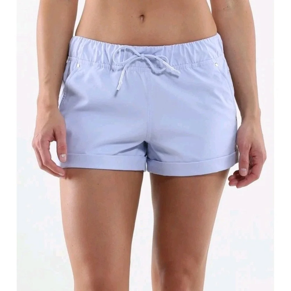 Lululemon Play All Day Cuffed Shorts Women's Size 8 Cool Breeze 3